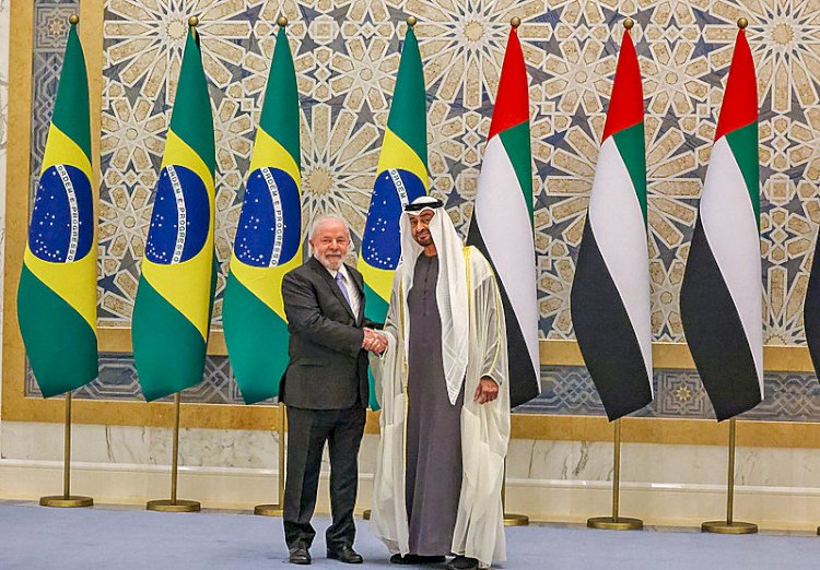 Educação em Transformação: Tecnologia, Inclusão e Novas Políticas Redefinem o Futuro das Escolas e Universidades no Brasil e no Mundo!