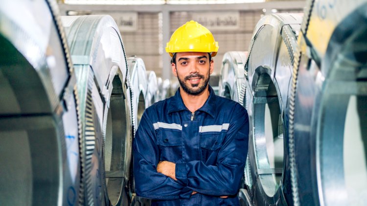 Brasil atinge menor desemprego da história, mas cortes em vagas qualificadas acendem alerta no mercado de trabalho!