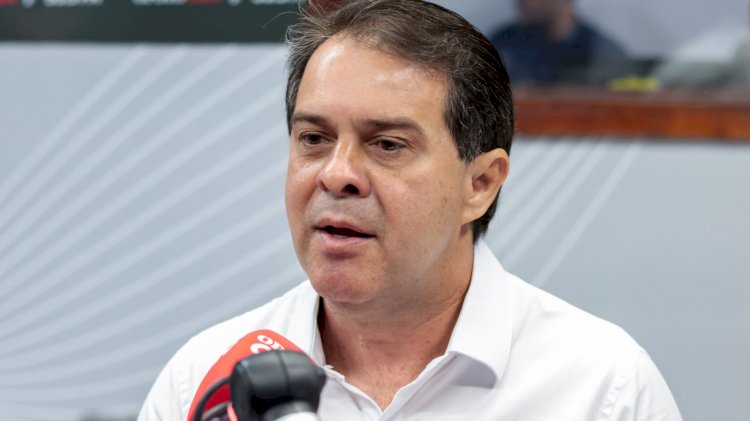 Crise Política e Fake News: Como Escândalos e Desinformação Moldam o Cenário no Brasil e no Mundo