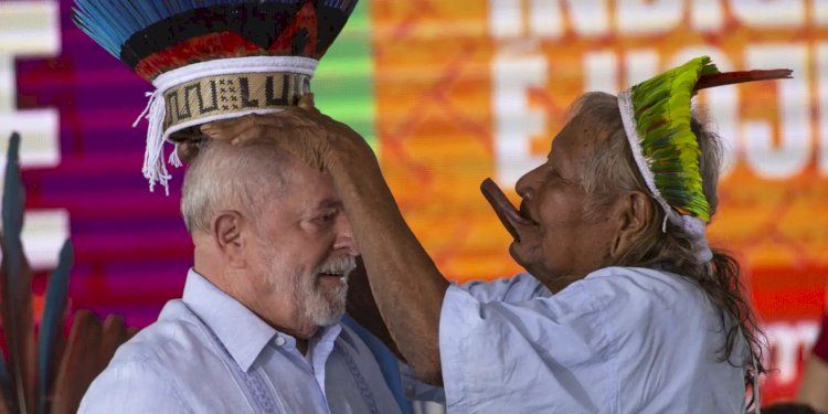 Desafios e Conquistas: A Evolução Econômica e Política do Governo Lula em 2024