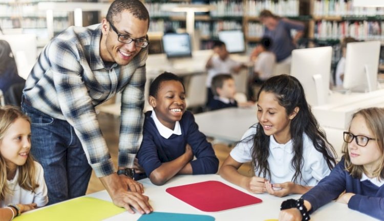 Transformando o Futuro: Como a Parceria entre Escolas e Comunidades Está Revolucionando a Educação Global!